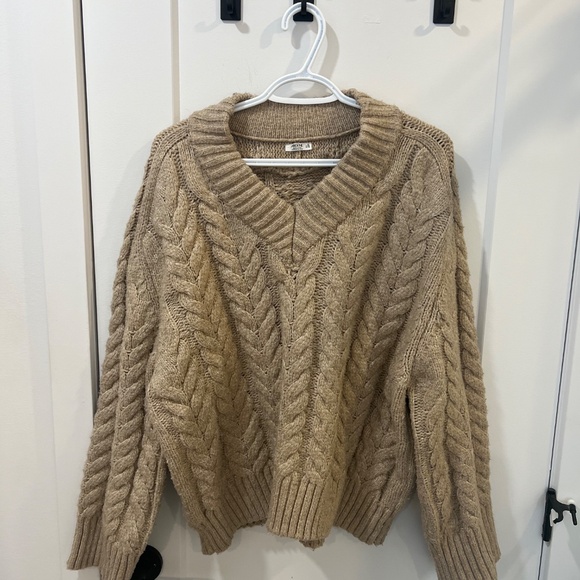 Beige / Brown Sweater (Size L/XL) - Picture 3 of 8